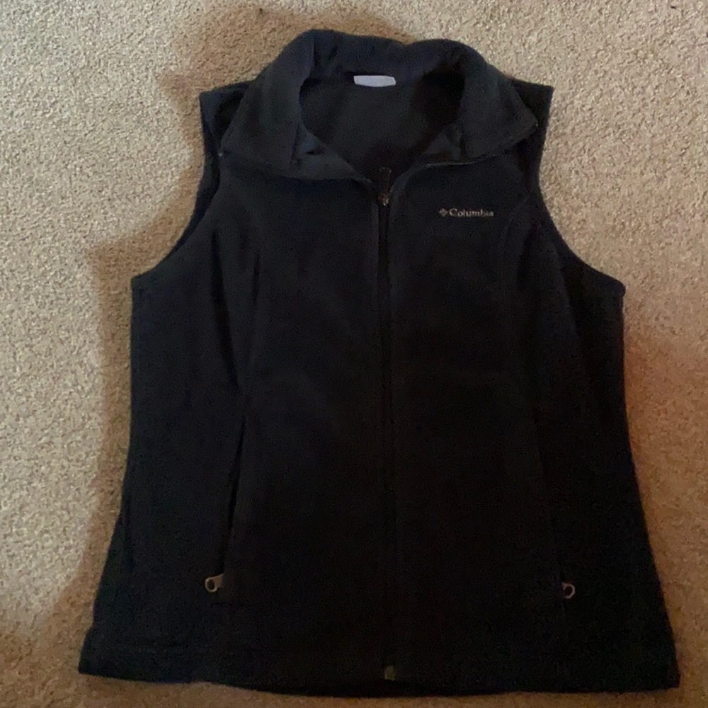 Black Columbia Vest, size M
